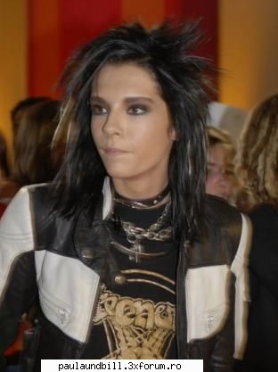 Faze penibile... - ia..uitate l asta...wow - ~All about our ROCK STAR~~